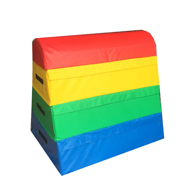 ソフト 4 セクション アークトップ跳び箱